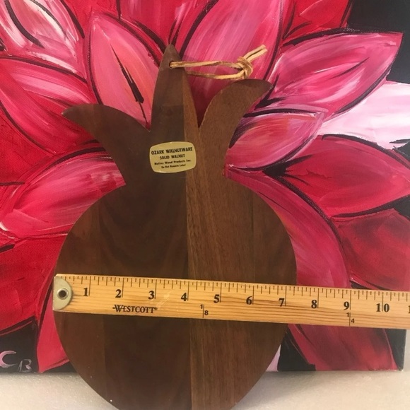 Ozark Walnut ware ware solid pineapple-collectible - Picture 4 of 12